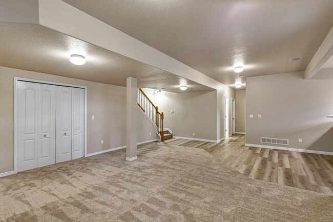 Building Photo - LUXURY PATIO HOME IN DISTRICT 20 SHOWING B...
