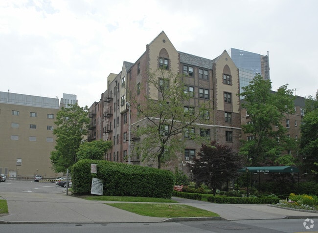 42 Barker Ave - 42 Barker Ave White Plains NY 10601 | Apartment Finder