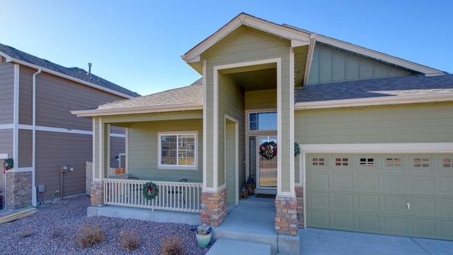 Building Photo - 5 Bedroom Ranch Home on North End