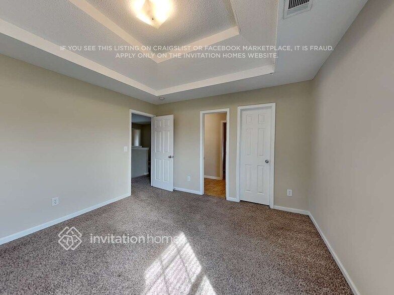 Building Photo - 1457 St George Pl