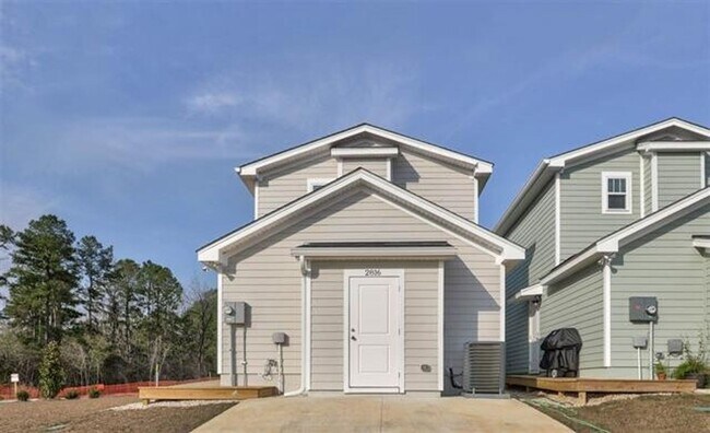 Building Photo - Canopy Modern NE 3/2.5 w/ Stainless Steel ...