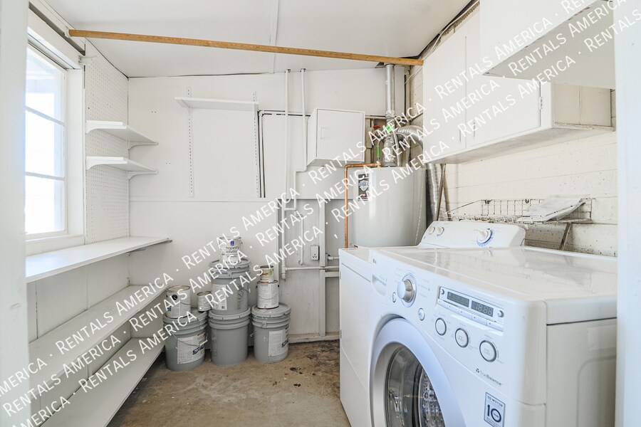 Building Photo - 1314 N 70th St