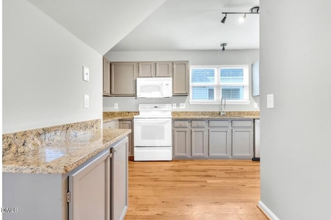 Building Photo - 312 Chavis Way