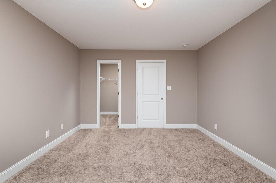 bedroom 1-2 - 1636 Silver Spur Ln