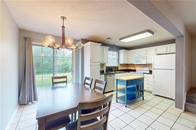 Building Photo - 5561 NW Moonlight Meadow Dr