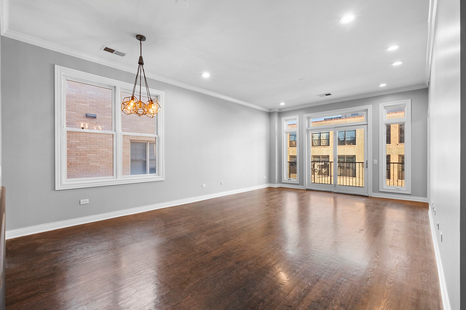 Building Photo - 1355 W Washington Blvd