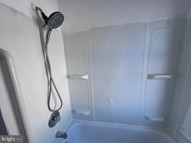 Building Photo - 414 May St