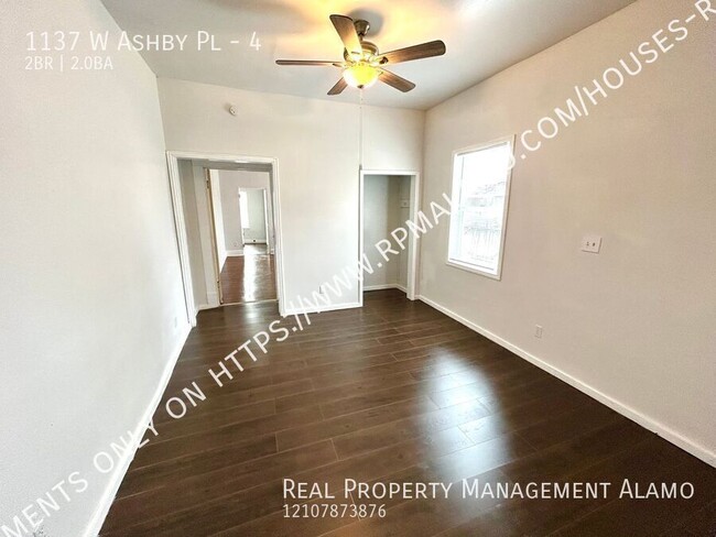 Building Photo - AVAILABLE NOW! 2 Bedroom /2 Bath Unit Avai...