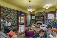 Building Photo - 258 W Market St