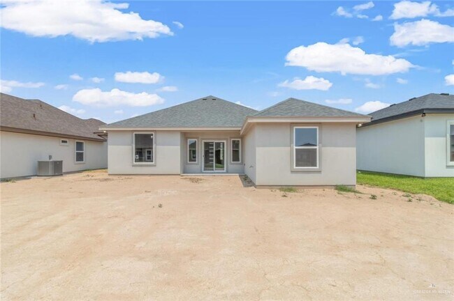 Building Photo - 12 N Playa Del Sol St