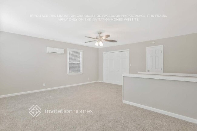 Building Photo - 544 Oakside Dr SW