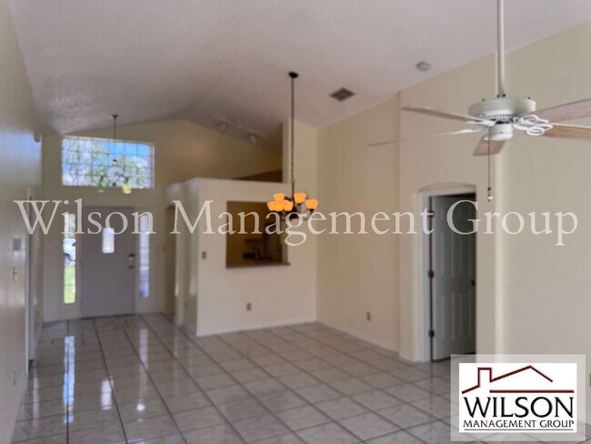 Building Photo - 7872 Elmstone Cir