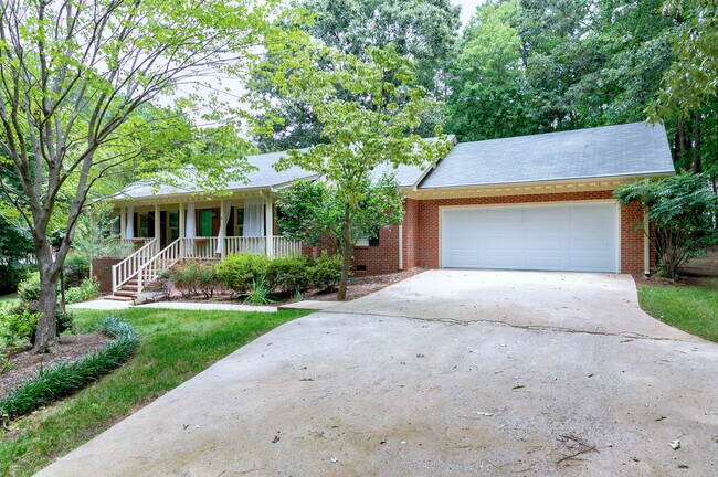 Garage and Driveway - 6208 Bent Fork Cir