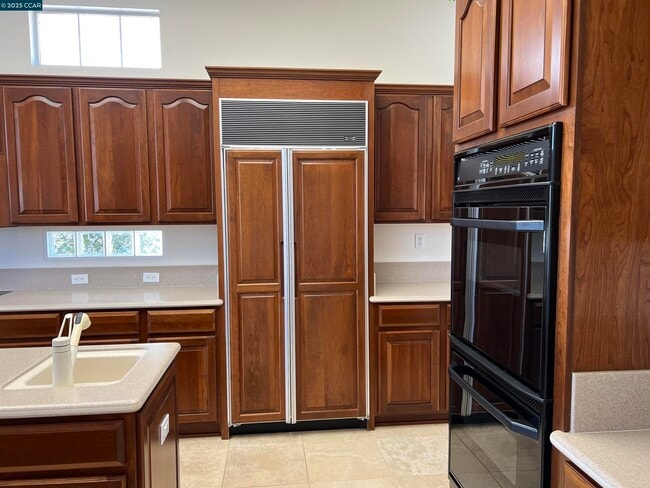 Building Photo - 6027 Wagonmaster Ln