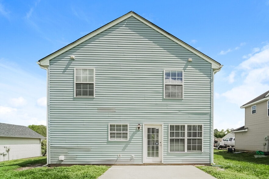 Building Photo - 6515 Sunman Rd
