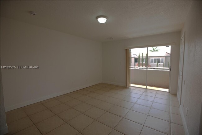 Building Photo - 6475 SW 129th Ave