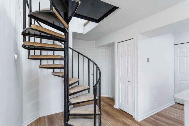 Building Photo - 6008 Mersey Oaks Way