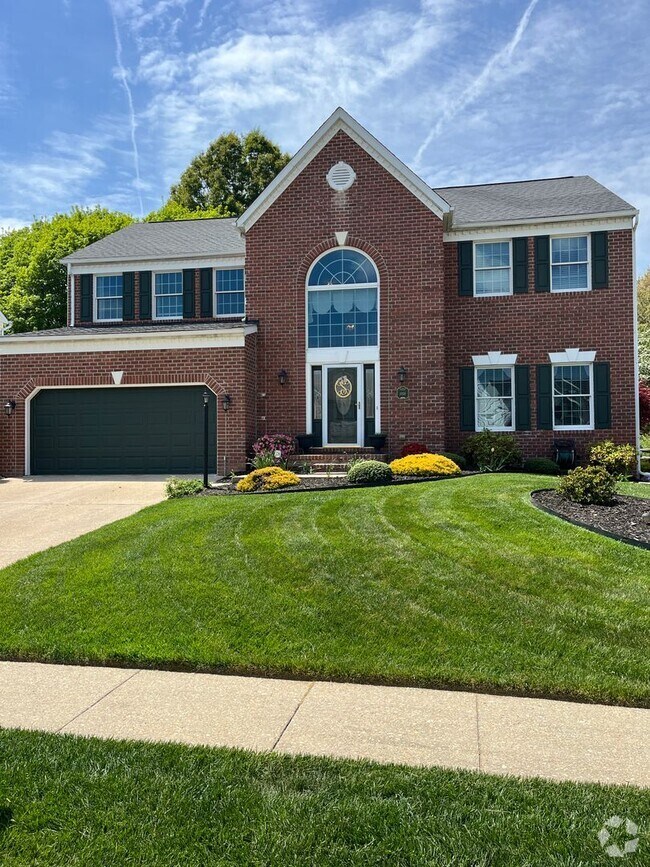 Building Photo - Coming Soon: Updated & Landscaped 4 Bedroo...