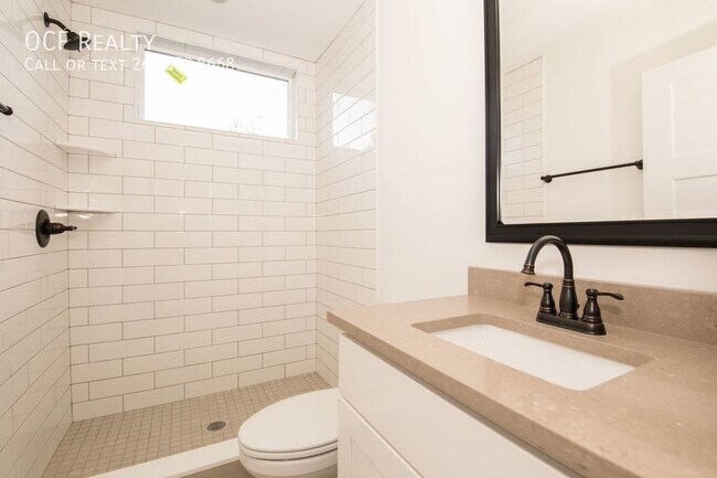 Building Photo - 616 W Norris St