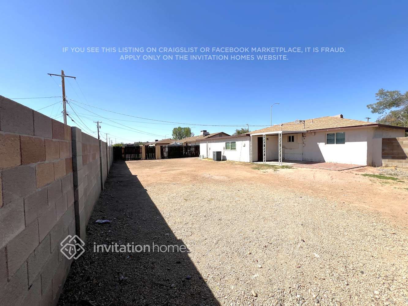 Building Photo - 141 E Millett Ave