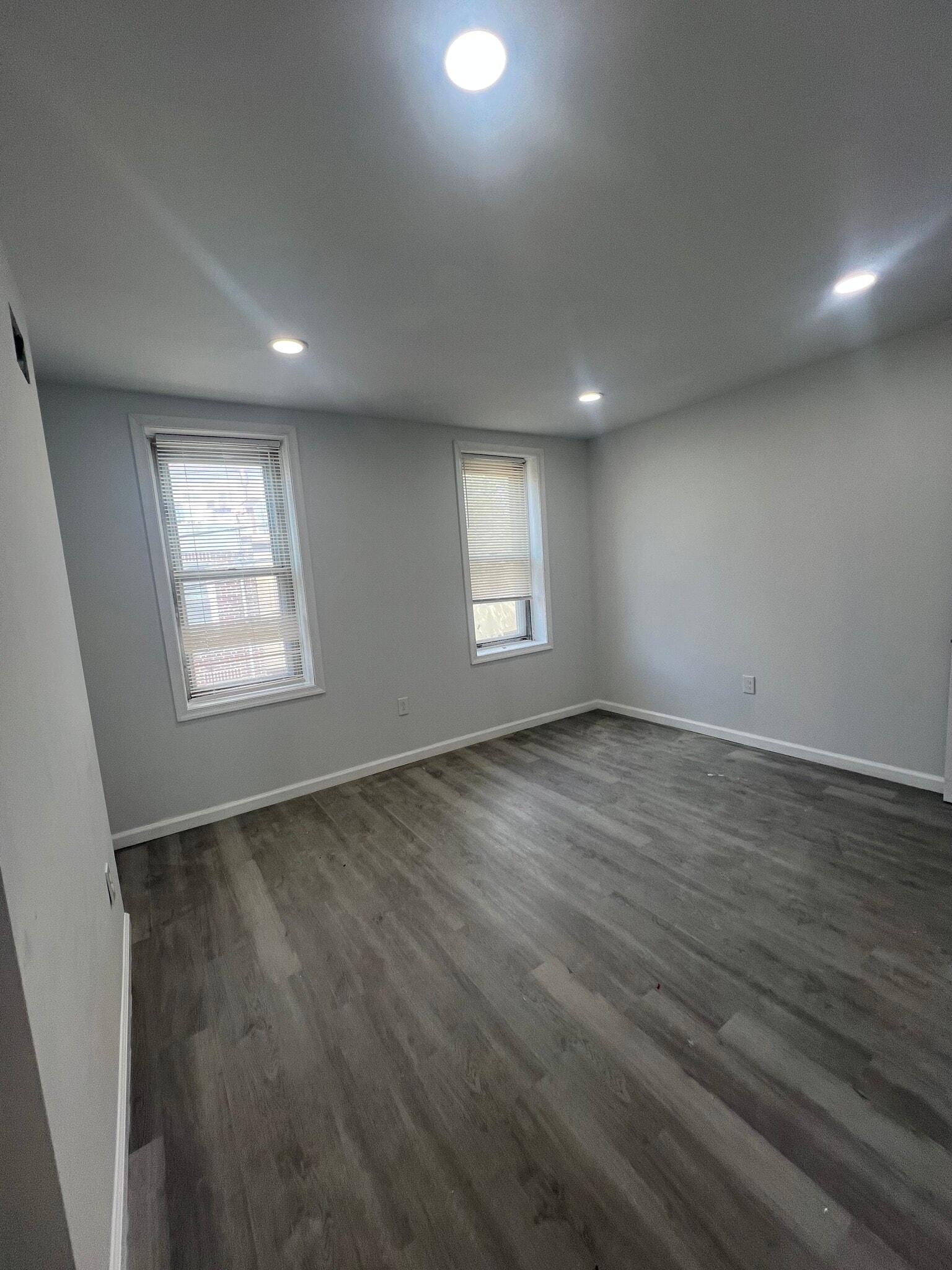 Building Photo - 2524 Webster St