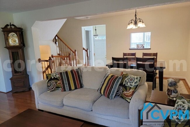 Building Photo - 8511 Pine Meadows Dr