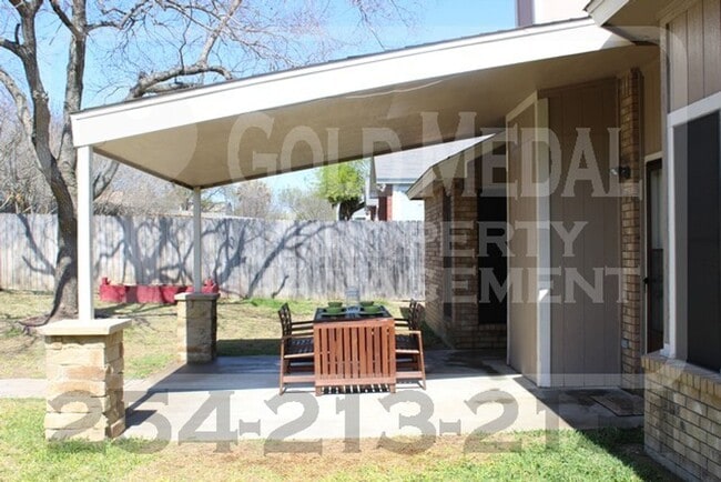 Building Photo - 602 Arapaho Dr