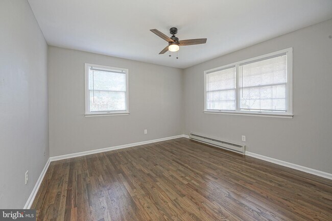 Building Photo - 123 Thies Rd