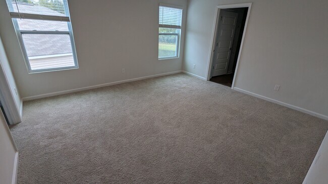 Building Photo - 455 Coconut Dr