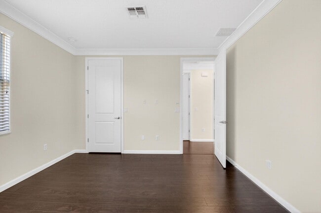 Building Photo - 4920 NW 15th Ave