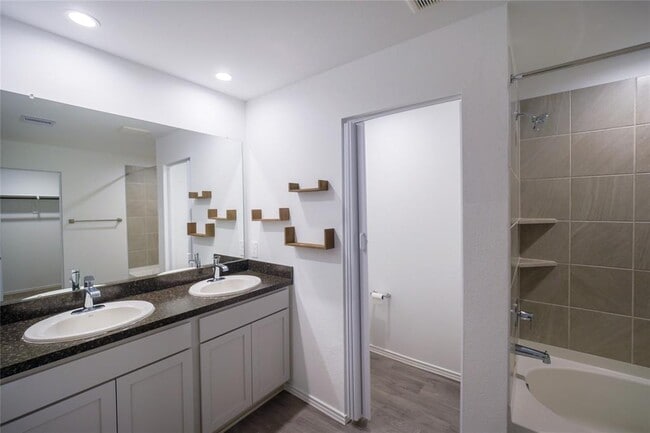 Building Photo - 24303 Springfield Valley Dr