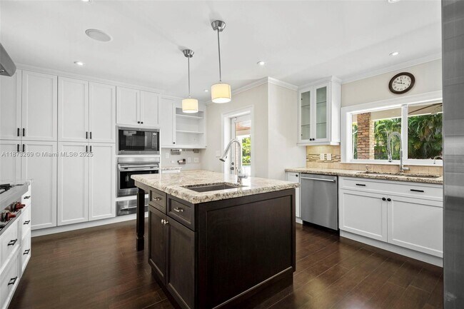 Building Photo - 8260 SW 95th St