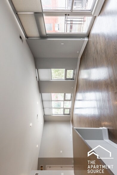 Building Photo - 2348 N Lister Ave
