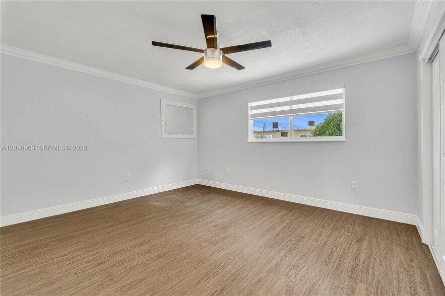 Building Photo - 5452 NW 169th Ter