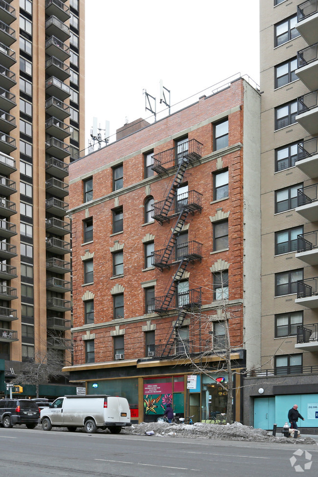 Building Photo - 153 Amsterdam Ave