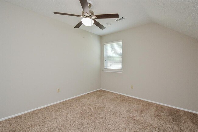 Building Photo - 2119 Landcircle Ct