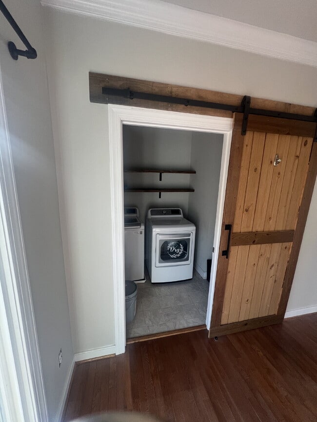 Building Photo - 90 Hickory Ridge Cir