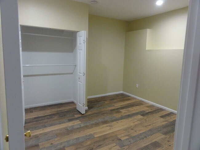 Building Photo - 30856 Kings Valley Way