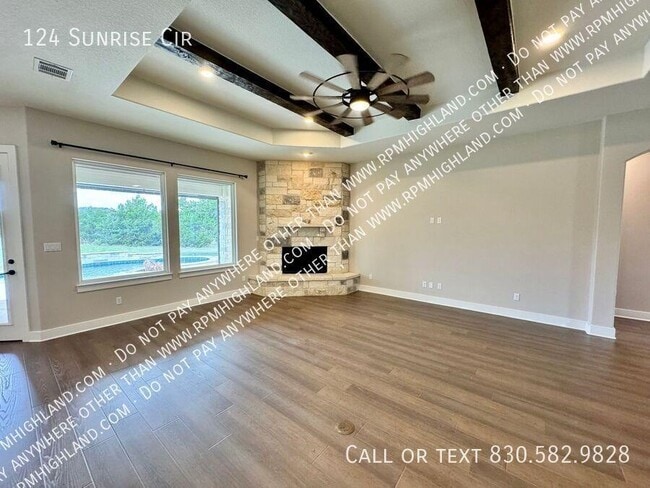 Building Photo - 124 Sunrise Cir