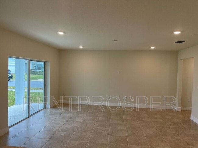 Building Photo - 5100 Chickadee St