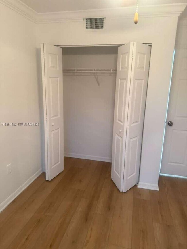 Building Photo - 4211 San Marino Blvd