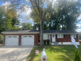Building Photo - 8608 Garydon Dr