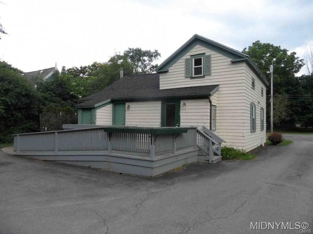 Building Photo - 50 Utica St