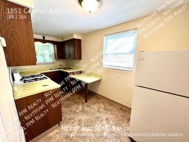 Building Photo - Large 2 Bed w/ office in Brookline, just u...