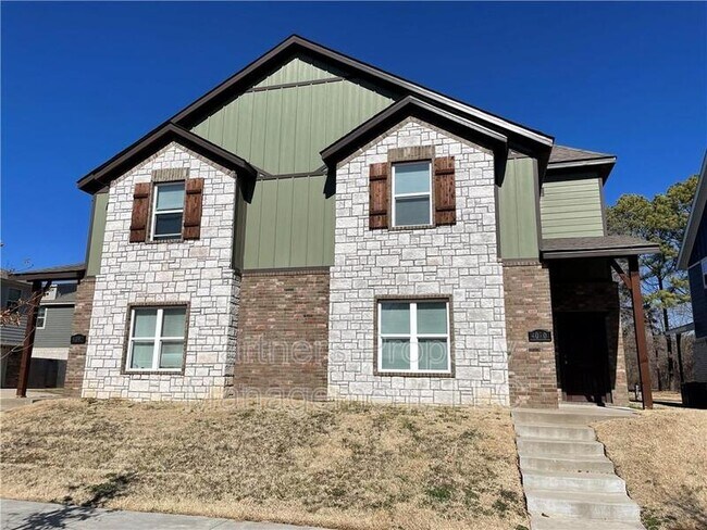 Building Photo - 4090 W Santa Maria Ln