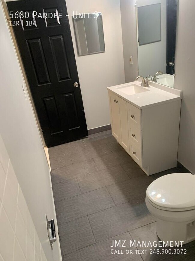 Building Photo - 5680 Pardee-Unit 3