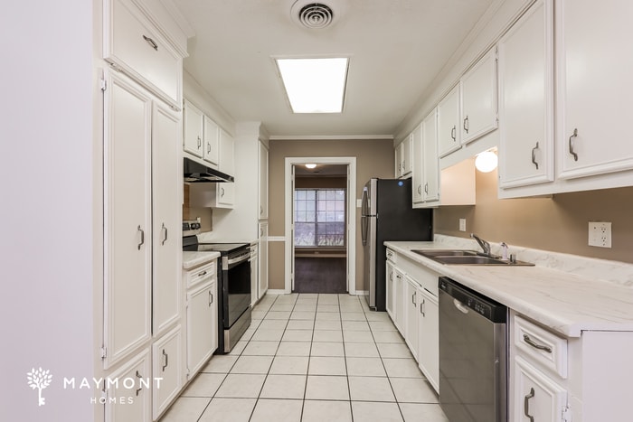 Building Photo - 214 Edinburgh Ct