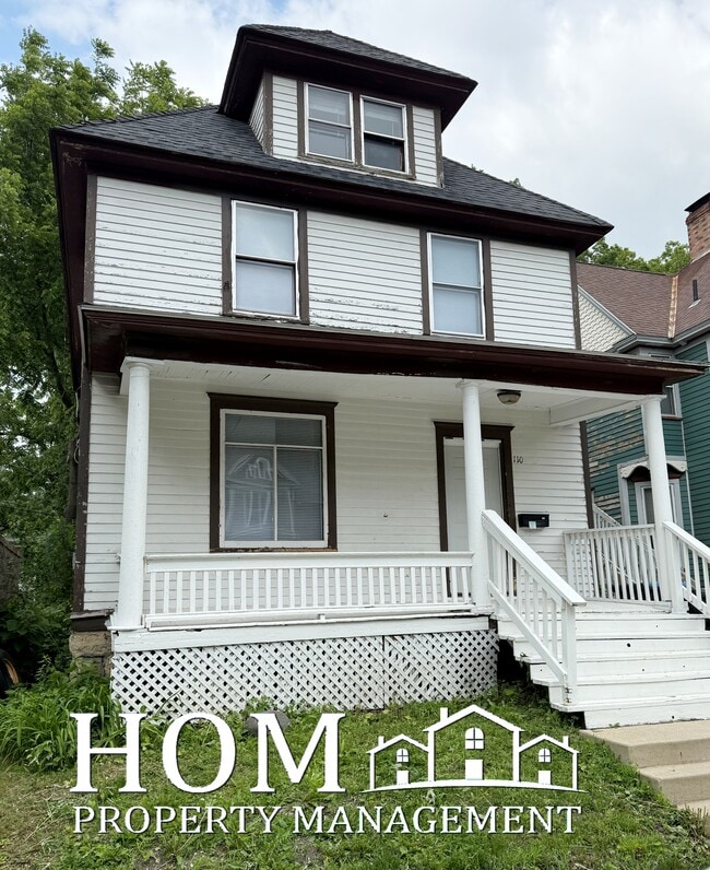 Primary Photo - 110 Bradley St