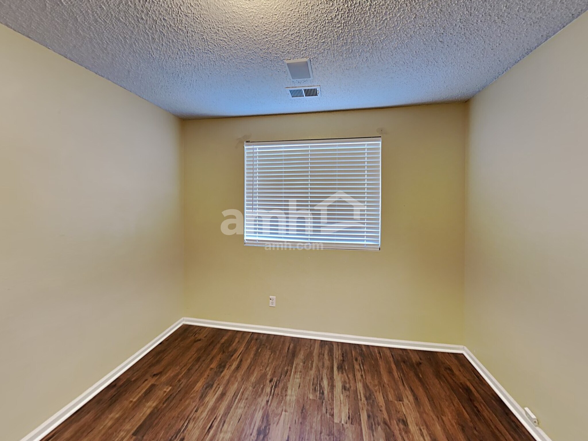 Building Photo - 20132 E Hampden Pl