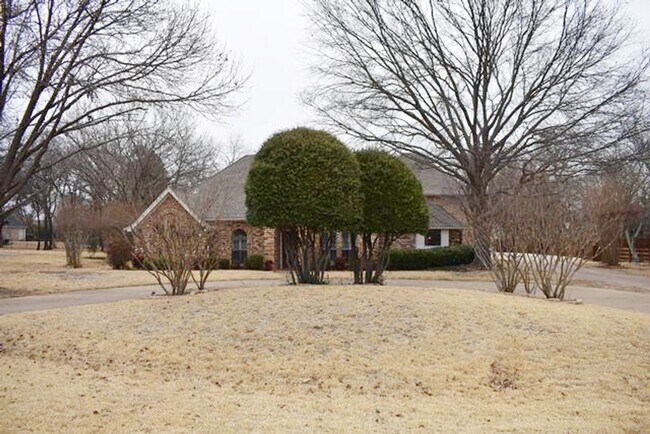 Building Photo - 850 Ginger Ct